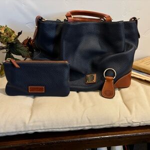 Dooney & Bourke Leather Purse w/Wallet, Keyring, Excellent Condition
